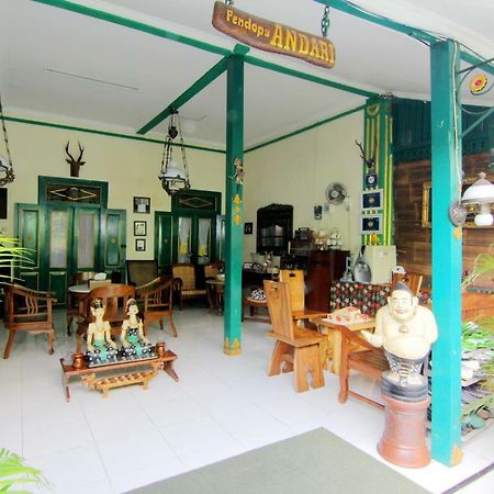 Pendopo Andari Homestay Yogyakarta Exteriör bild