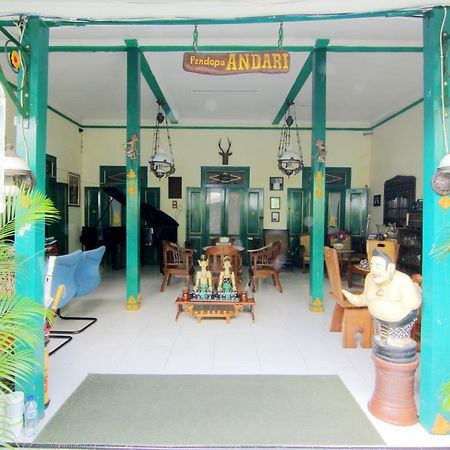 Pendopo Andari Homestay Yogyakarta Exteriör bild