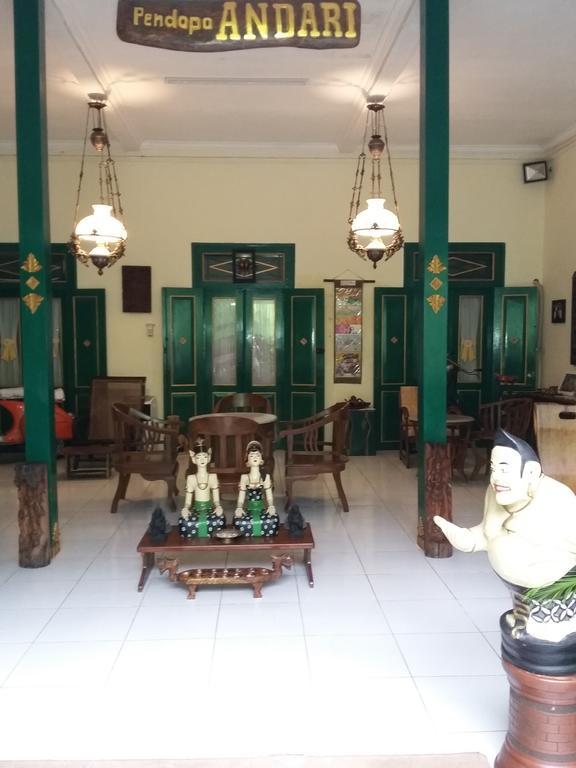 Pendopo Andari Homestay Yogyakarta Exteriör bild