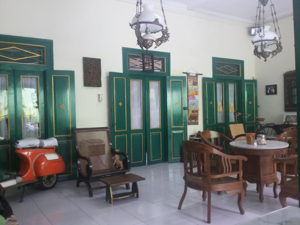 Pendopo Andari Homestay Yogyakarta Exteriör bild