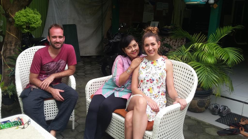 Pendopo Andari Homestay Yogyakarta Exteriör bild