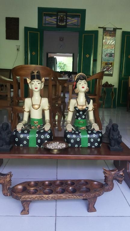 Pendopo Andari Homestay Yogyakarta Exteriör bild