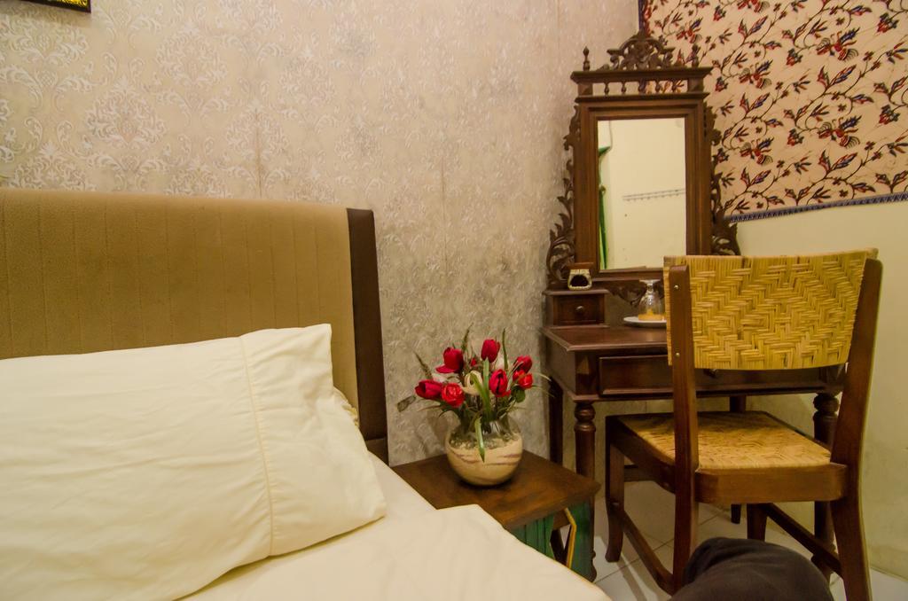 Pendopo Andari Homestay Yogyakarta Exteriör bild