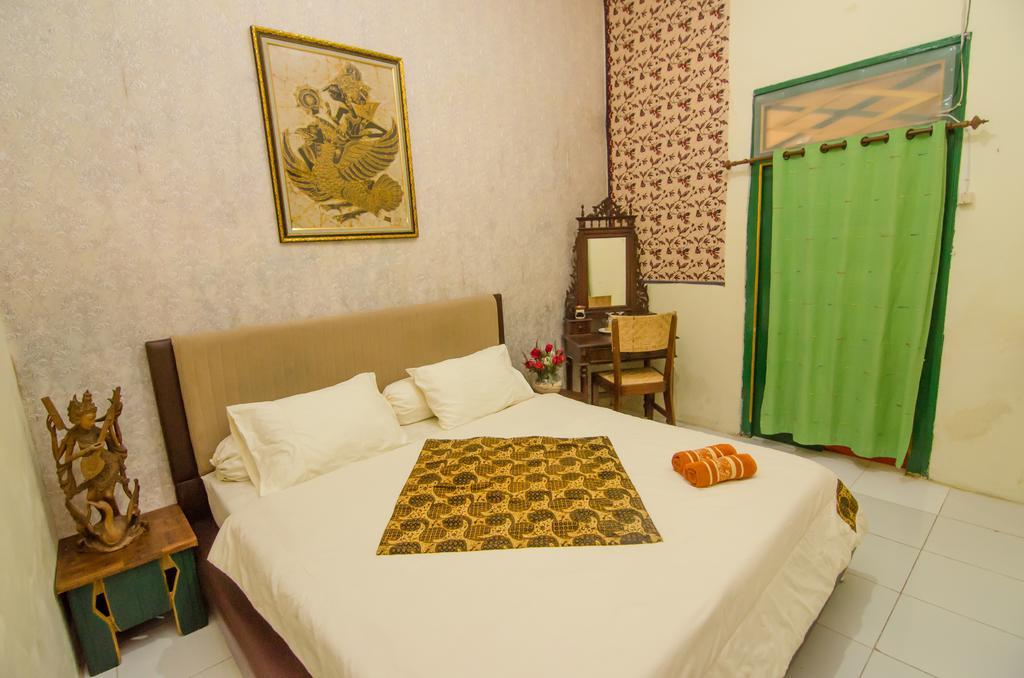 Pendopo Andari Homestay Yogyakarta Exteriör bild