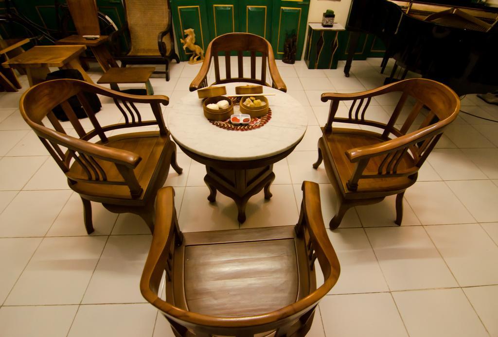 Pendopo Andari Homestay Yogyakarta Exteriör bild